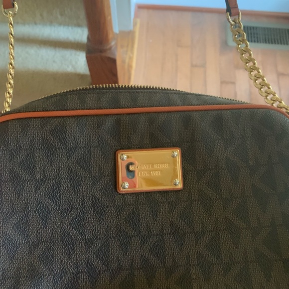 Purses - Picture 1 of 3